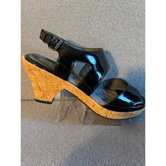 Soft Walk Woman’s patent leather sandal black Carson Size 8.5 cork heel open toe - Picture 6 of 16